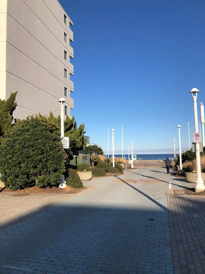 ***  Capes Hotel Virginia Beach USA